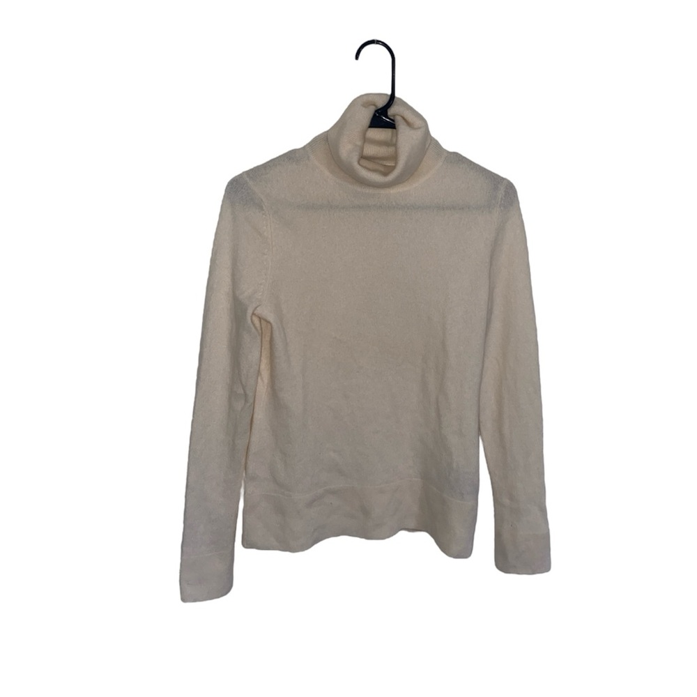 white cashmere turtleneck